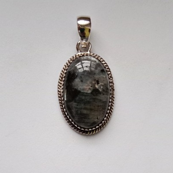 Larvakite Oval Pendant PT-LARKIT-02