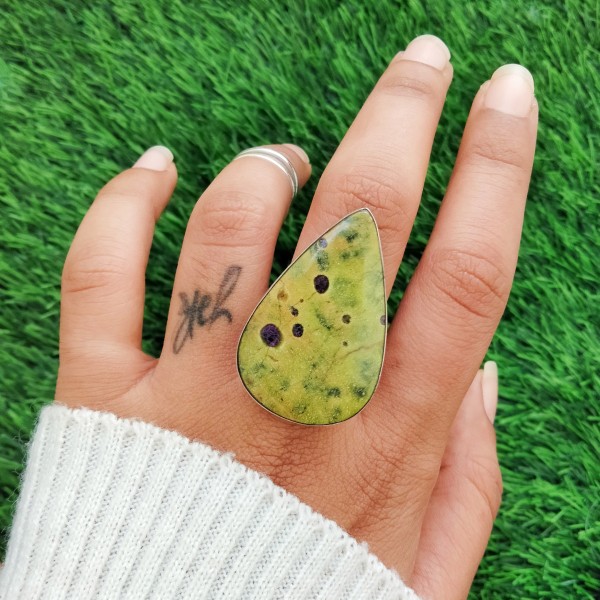 Stichtite Ring RING-866